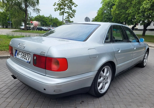 Audi A8 cena 17500 przebieg: 183994, rok produkcji 1995 z Warszawa małe 352